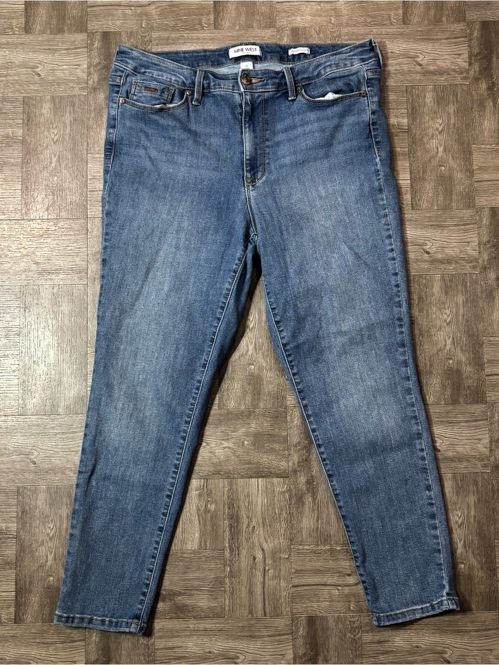 Nine West Gramercy Crop Jeans Size 10